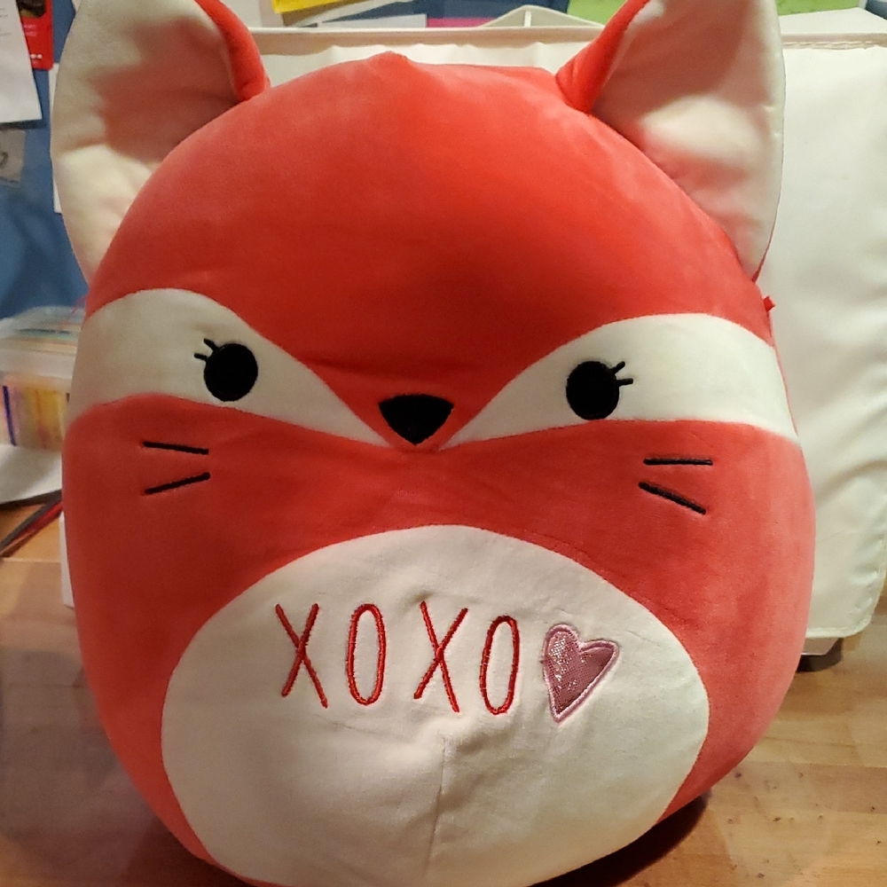 🚨Last chance🚨Squishmallow Valentine's Fox